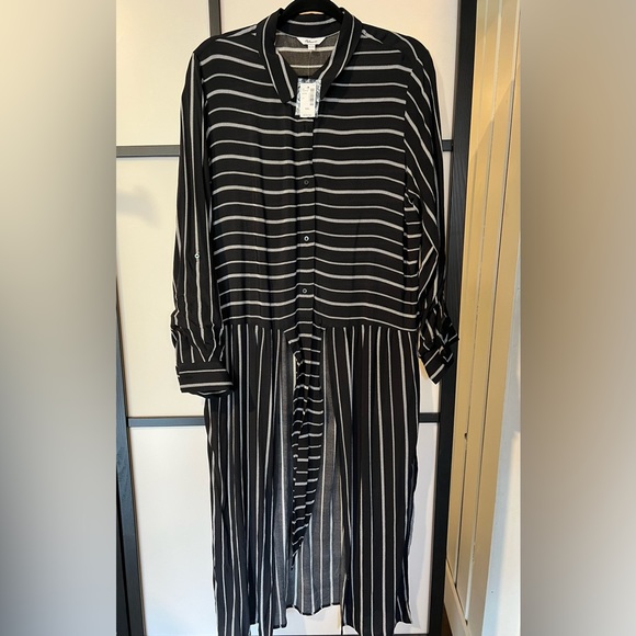 Black in White stripe shirt - with waist tie - size XXL - Picture 4 of 5